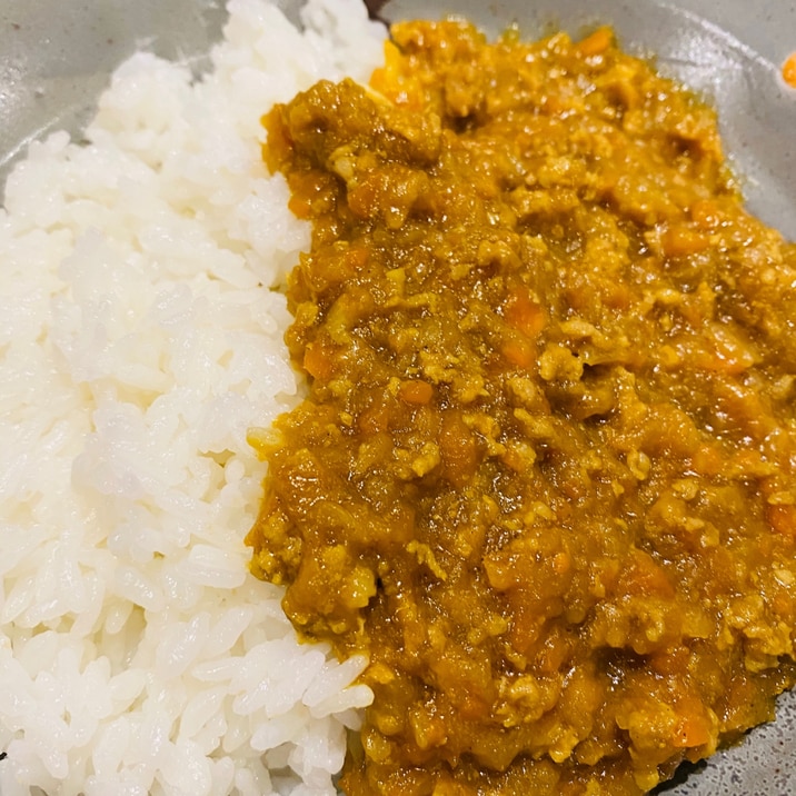 Staubで簡単キーマカレー